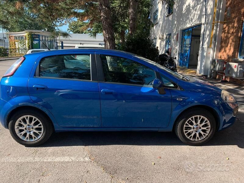 Usata Fiat Punto Evo 69 CV (50 kW) 2011 Utilitaria