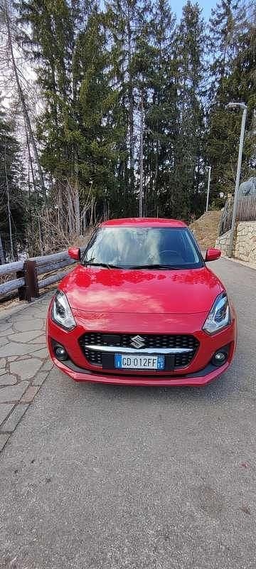 Usata Suzuki Swift 83 CV (61 kW) 2021 Rosso Utilitaria