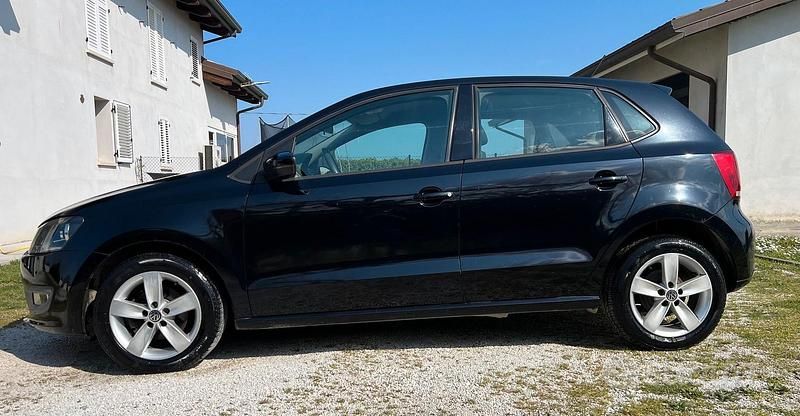 Usata VW Polo Comfortline 75 CV (55 kW) 2011 Nero Utilitaria