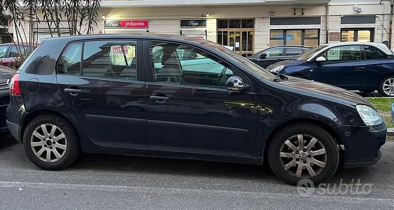 Usata VW Golf V 105 CV (77 kW) 2007 Nero Berlina