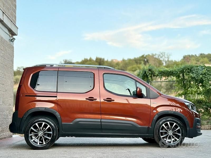 Usata Peugeot Rifter GT-line 131 CV (96 kW) 2021 Monovolume