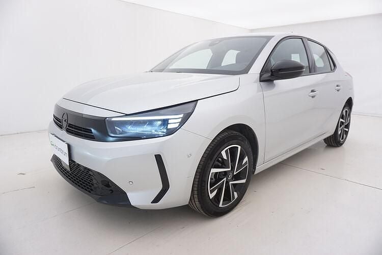 Usata Opel Corsa 101 CV (74 kW) 2025 Argento Utilitaria