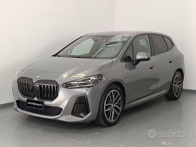 Usata BMW 218 Performance 2023 Grigio Station wagon