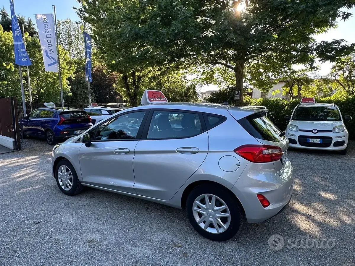 Begagnad Ford Fiesta ST-Line 86 HK (63 kW) 2019 Grå Halvkombi