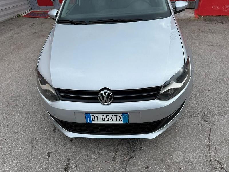 Usata VW Polo Comfortline 75 CV (55 kW) 2009 Grigio Utilitaria