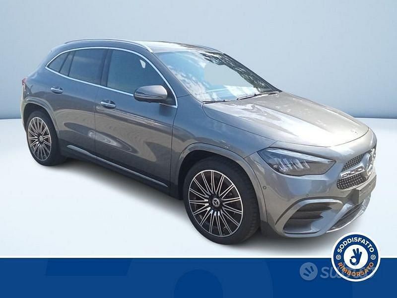 Usata Mercedes GLA200 Advanced Plus 149 CV (109 kW) 2025 Grigio SUV
