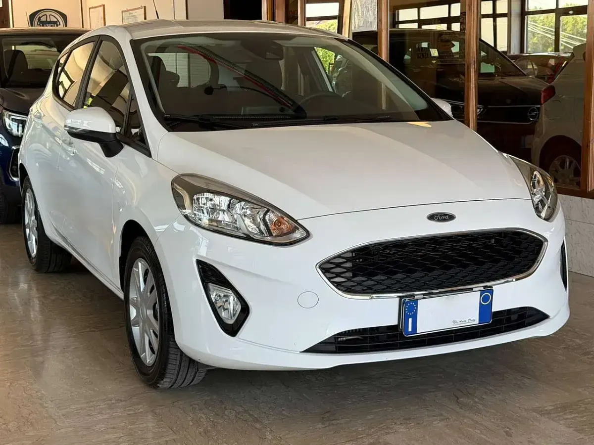 Usata Ford Fiesta Business Edition 86 CV (63 kW) 2020 Bianco Utilitaria
