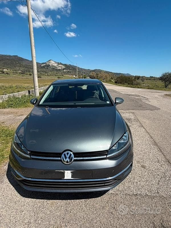 Usata VW Golf VII Highline 2019 Berlina