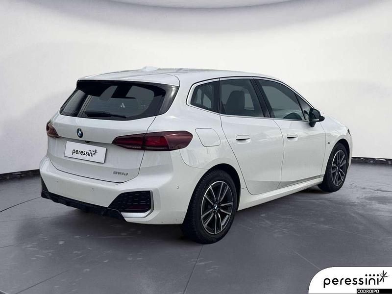 Usata BMW 218 Active Tourer M Sport 150 CV (110 kW) 2024 Bianco Monovolume
