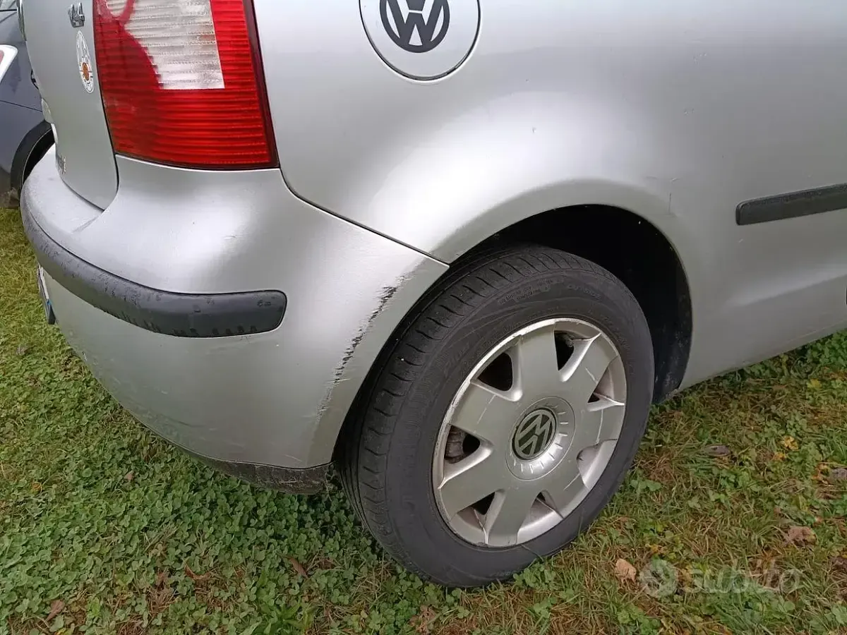 Usata VW Polo Trendline 75 CV (55 kW) 2005 Grigio Utilitaria