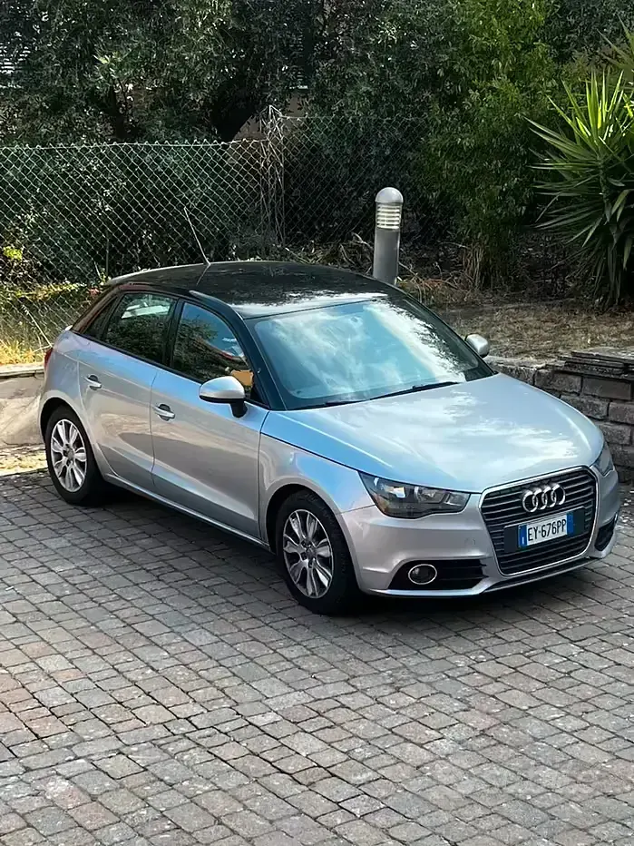 Käytetty Audi A1 90 HP (66 kW) 2015 Harmaa Viistoperä