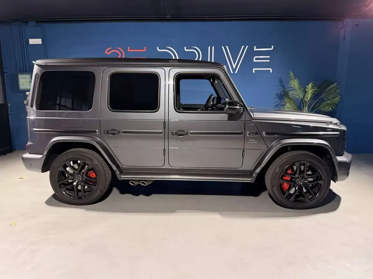 Usata Mercedes G63 AMG Premium 585 CV (430 kW) 2021 Grigio SUV