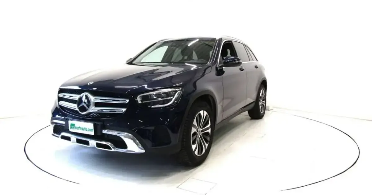 Usata Mercedes GLC220 Executive 194 CV (142 kW) 2021 Blu scuro SUV