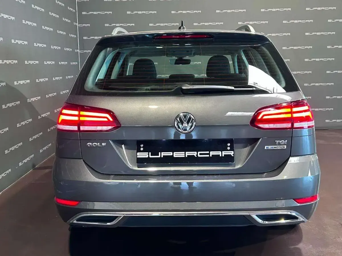 Usata VW Golf VII Executive 110 CV (80 kW) 2018 Grigio scuro Station wagon