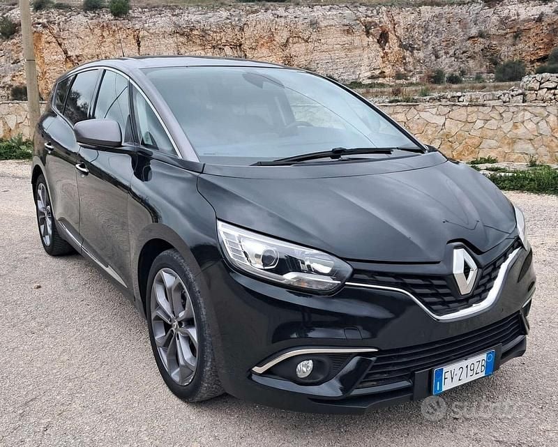 Usata Renault Grand Scénic IV 120 CV (88 kW) 2019 Nero Monovolume
