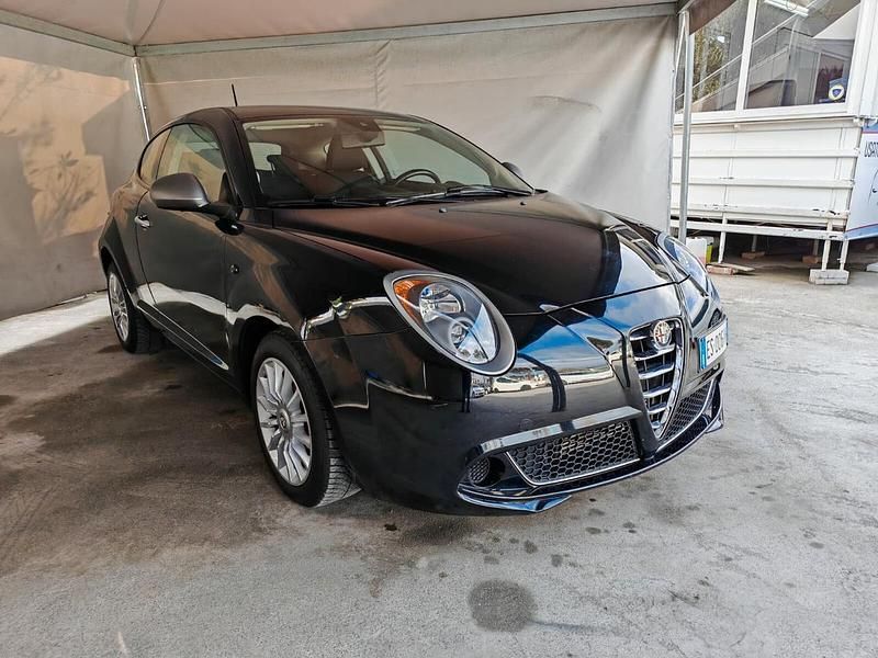 Usata Alfa Romeo MiTo Progression 85 CV (62 kW) 2013 Nero Utilitaria
