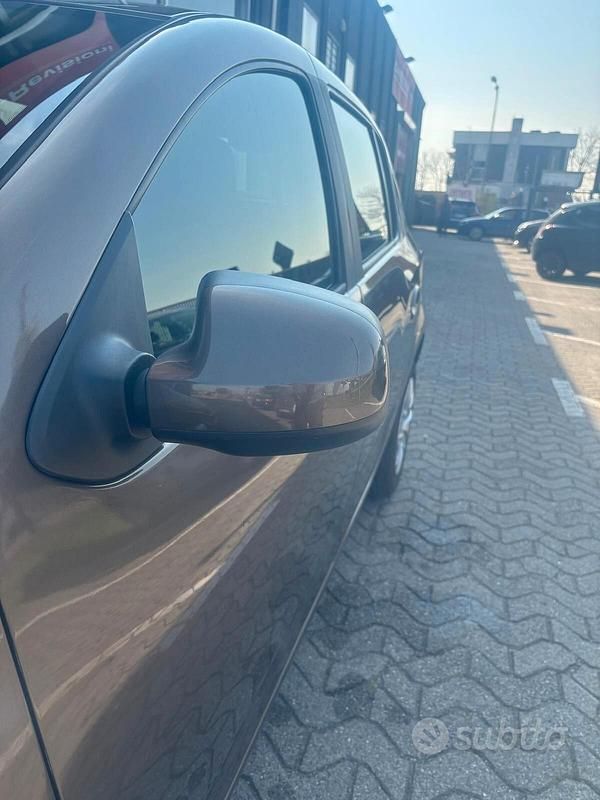 Usata Dacia Sandero Essentiel 65 CV (47 kW) 2019 Berlina