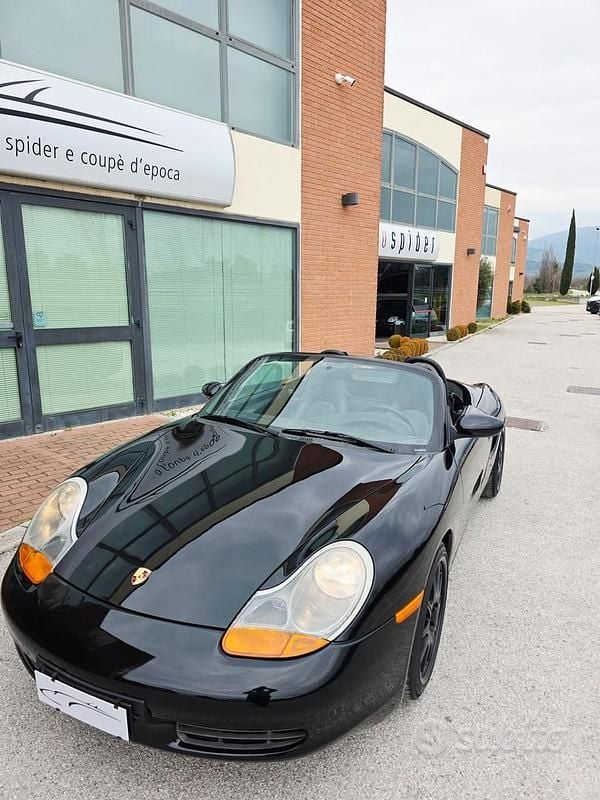Usata Porsche Boxster 203 CV (149 kW) 1998 Nero Cabrio