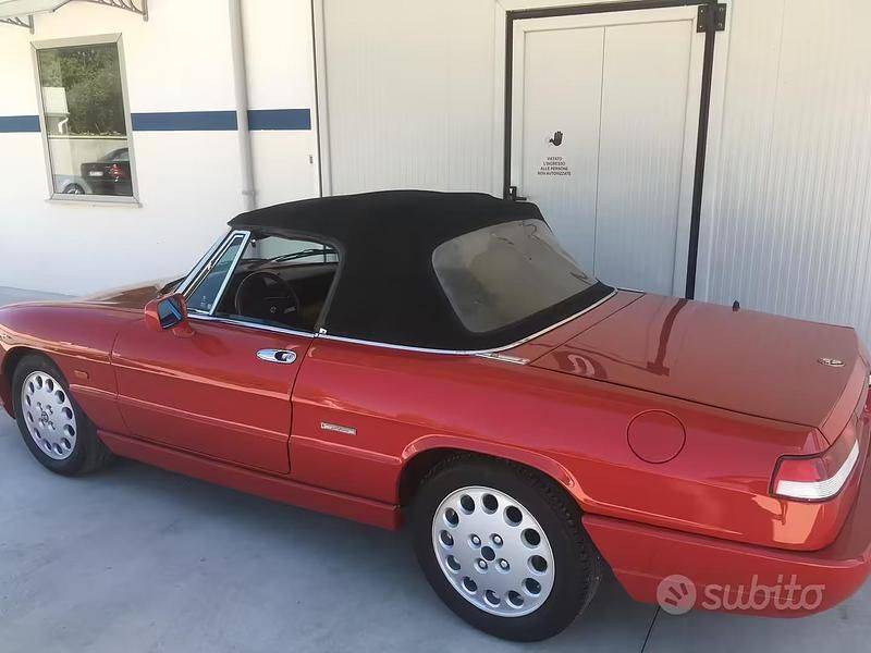 Usata Alfa Romeo Spider 1991 Rosso Cabrio
