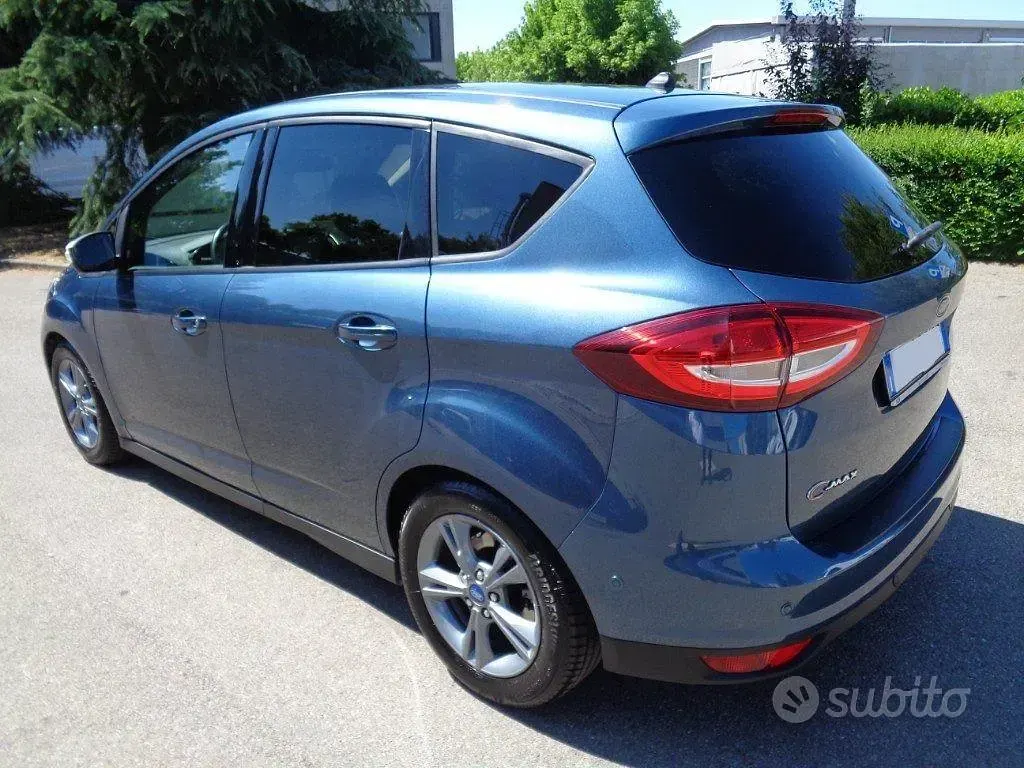 Usata Ford C-MAX Titanium 125 CV (91 kW) 2019 Chrome blu Monovolume