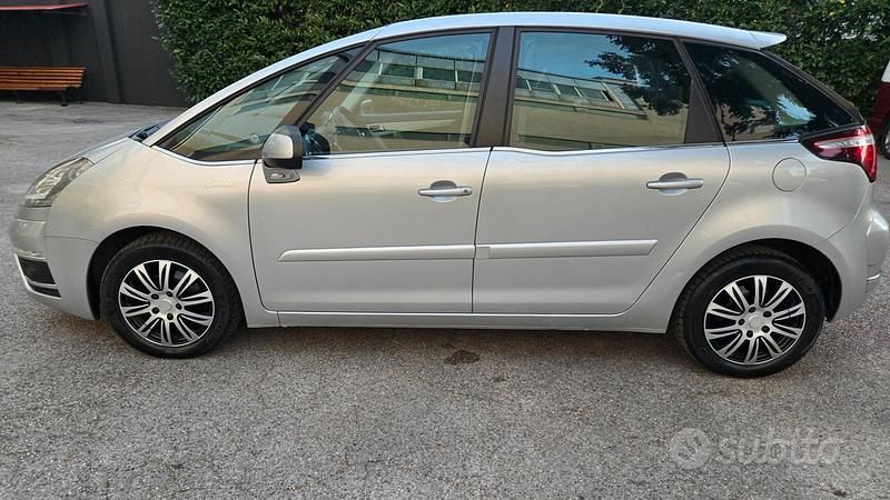 Usata Citroën C4 Picasso 112 CV (82 kW) 2012 Grigio Monovolume