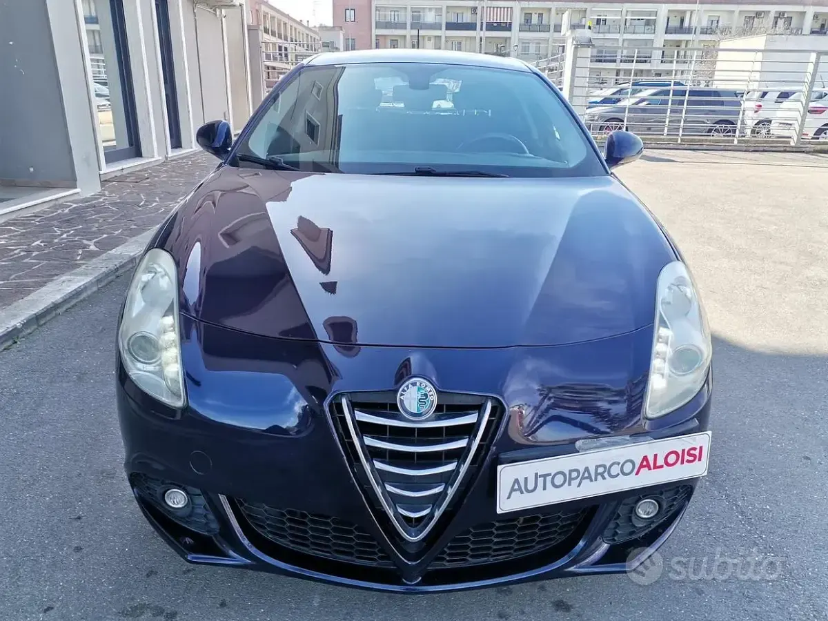 Usata Alfa Romeo Giulietta Distinctive 105 CV (77 kW) 2011 Other Utilitaria