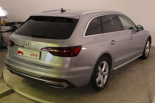 Usata Audi A4 Advanced Plus 163 CV (119 kW) 2022 Argento floret metallizzato Station wagon
