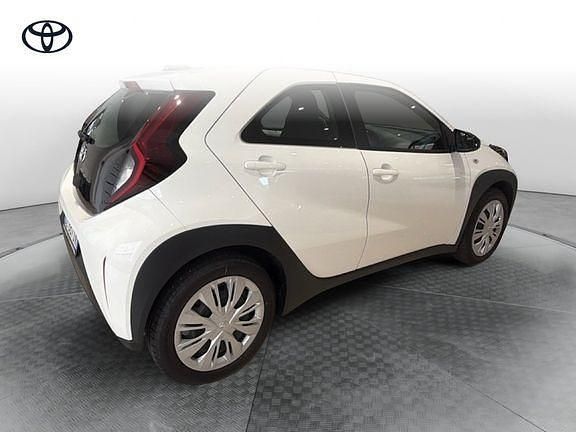 Usata Toyota Aygo X Active 72 CV (52 kW) 2025 Bianco SUV