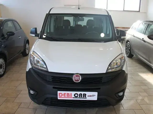Usata Fiat Doblò 95 CV (69 kW) 2018 Bianco Monovolume