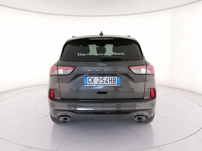Usata Ford Kuga ST-Line 120 CV (88 kW) 2022 Grigio SUV