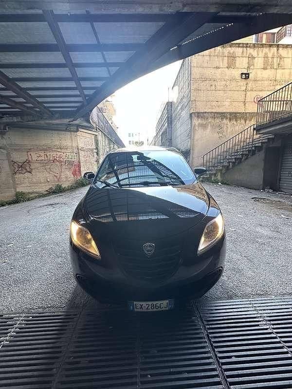 Usata Lancia Ypsilon S 95 CV (69 kW) 2014 Utilitaria