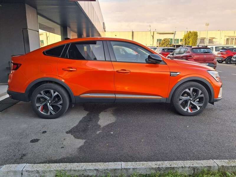 Usata Renault Arkana R.S. 140 CV (102 kW) 2021 Arancione SUV