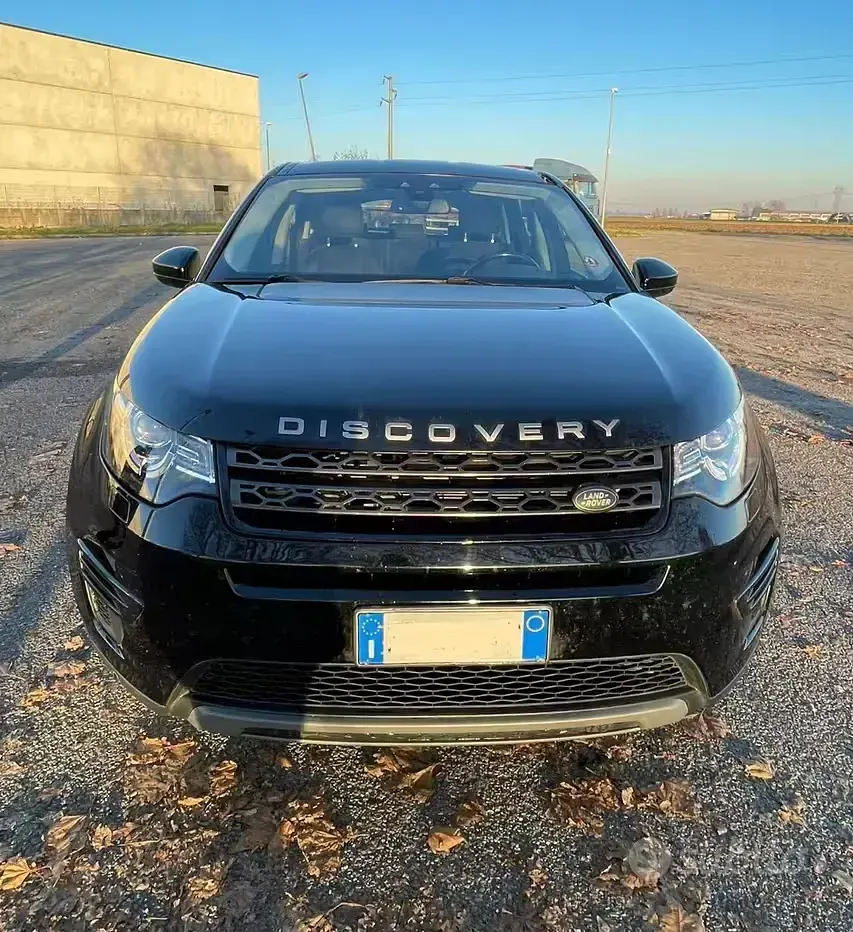 Usata Land Rover Discovery Sport Pure 241 CV (177 kW) 2018 Nero SUV