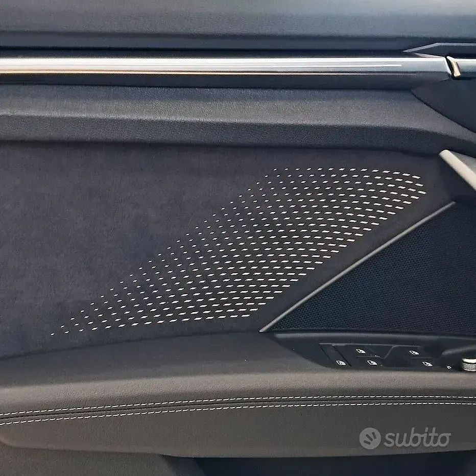 Uusi Audi A3 Comfort 150 HP (110 kW) 2026 Musta Sedan