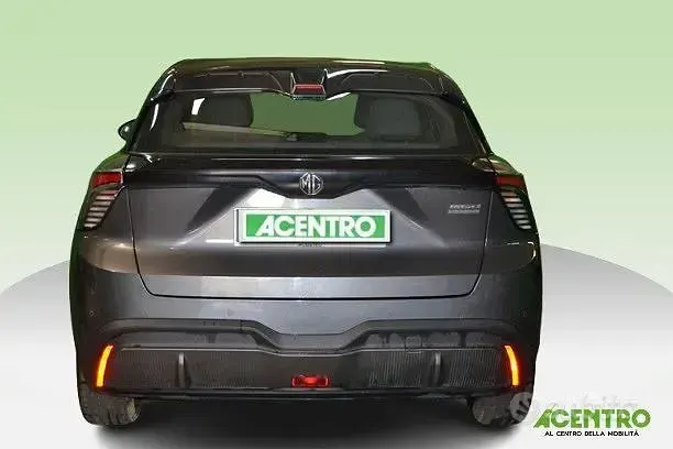 Usata MG MG4 EV 53 kW (73 CV) 2023 Gray Utilitaria