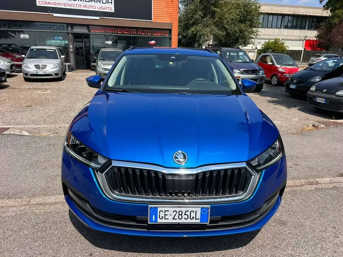 Usata Skoda Octavia Ambition 110 CV (80 kW) 2021 Blu/azzurro Station wagon