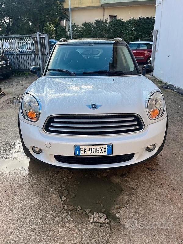 Usata Mini Cooper Countryman 111 CV (81 kW) 2012 Bianco SUV