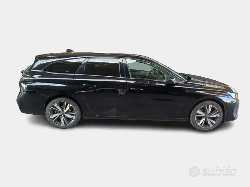 Usata Peugeot 308 SW Allure 130 CV (95 kW) 2022 Nero Station wagon