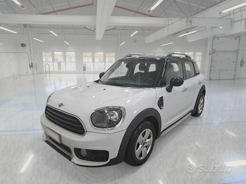 Usata Mini Cooper D Countryman Business 149 CV (109 kW) 2018 Bianco SUV