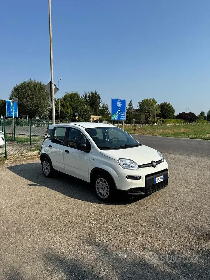 Usata Fiat Panda City Life 69 CV (50 kW) 2023 Bianco Utilitaria