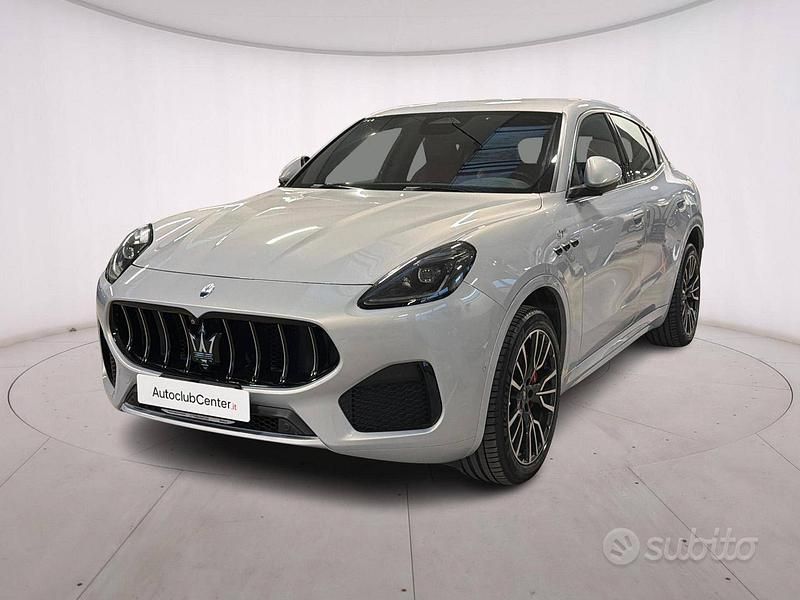 Bianco astro Usata 2023 Maserati Grecale GT SUV | 56.900 € (Buon prezzo) - Immagine 1/4