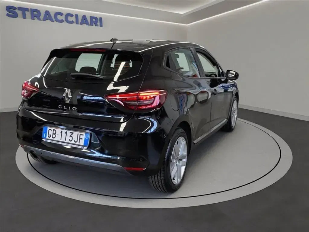 Begagnad Renault Clio V SE 72 HK (52 kW) 2020 Svart Halvkombi