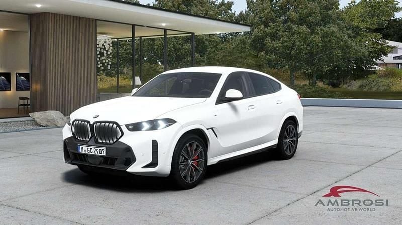 Nuova BMW X6 M Sport 298 CV (219 kW) 2026 Alpin white pastello SUV