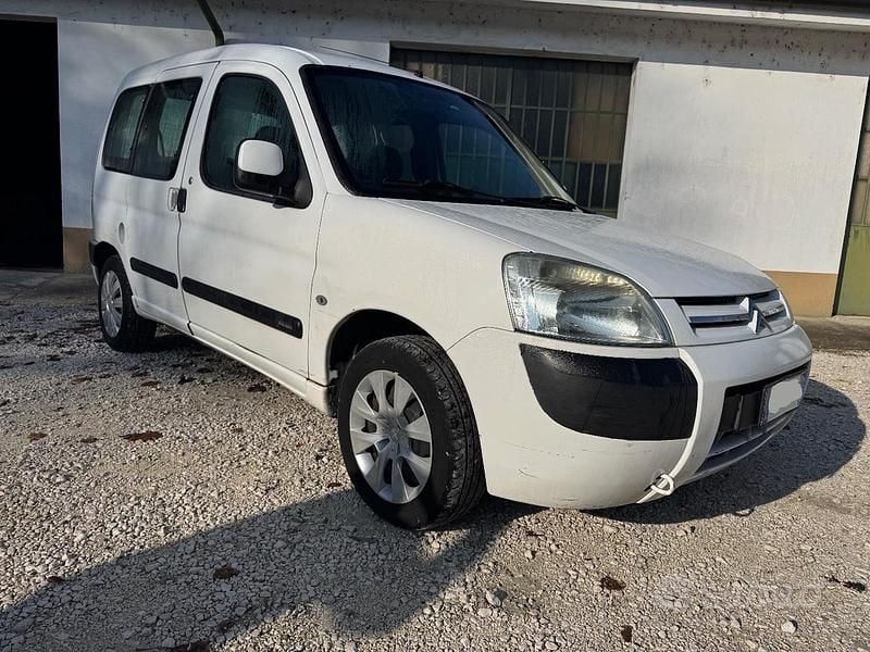 Usata Citroën Berlingo 90 CV (66 kW) 2003 Bianco Monovolume
