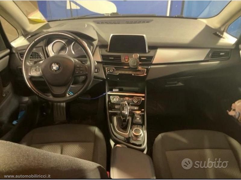 Usata BMW 216 Active Tourer Advantage 2020 Grigio Monovolume