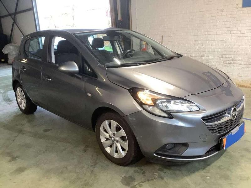 Usata Opel Corsa Cosmo 69 CV (50 kW) 2018 Argento Utilitaria