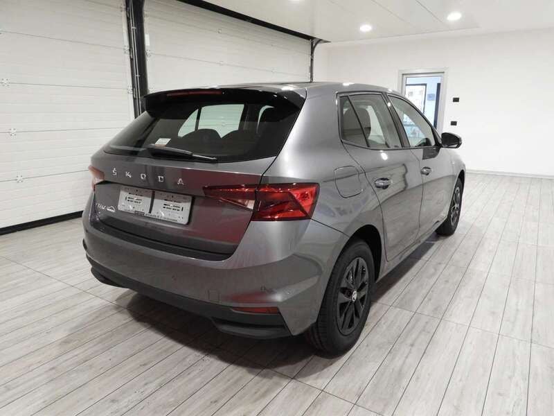 Usata Skoda Fabia Selection 80 CV (58 kW) 2023 Blu/azzurro Utilitaria