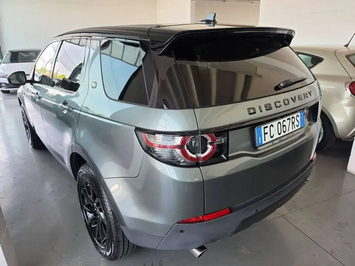 Usata Land Rover Discovery Sport HSE Luxury 150 CV (110 kW) 2016 Grigio SUV