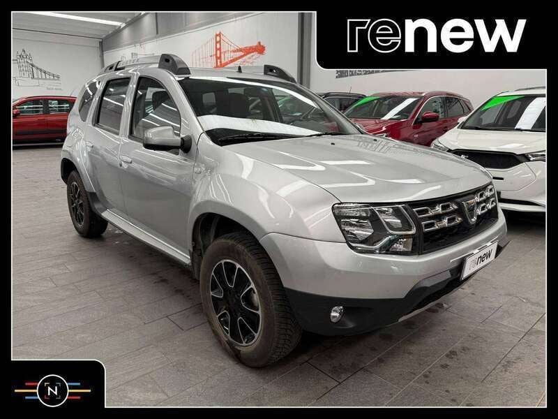Argento metallizzato Usata 2016 Dacia Duster Lauréate SUV | 9300 € (Ottimo prezzo) - Immagine 1/4