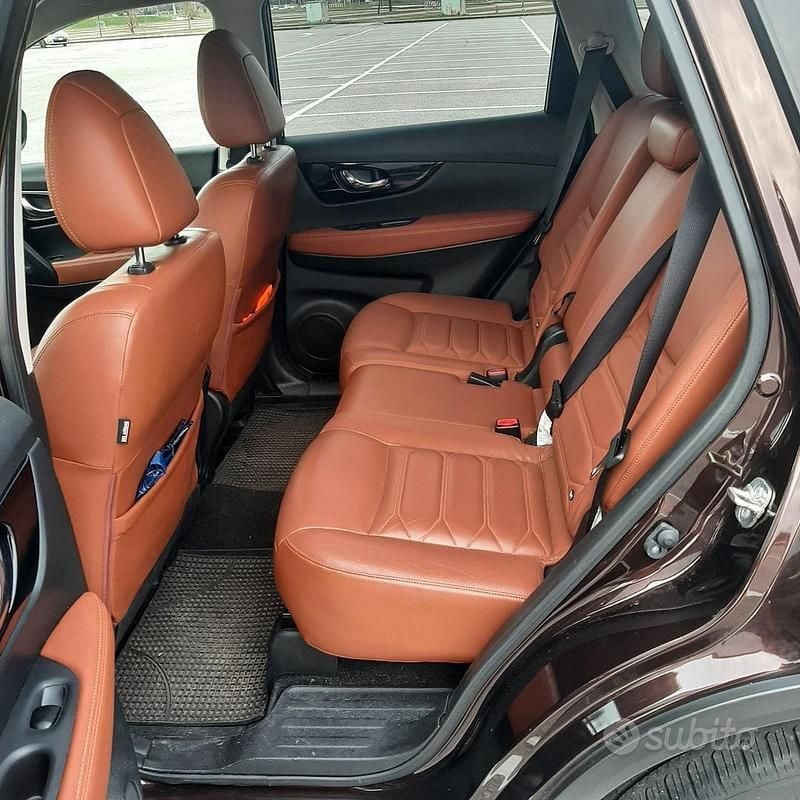 Usata Nissan X-Trail Tekna 131 CV (96 kW) 2018 Marrone SUV